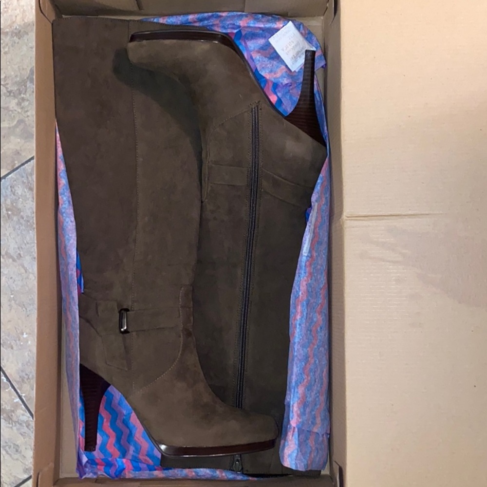 Worthington Stilletto Mercury Olive boots, NEW